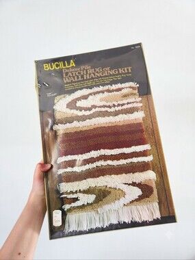 Vintage Bucilla Latch Hook Kit Oslo 20x27 Wall Hanging Rug Mid Century Modern Re